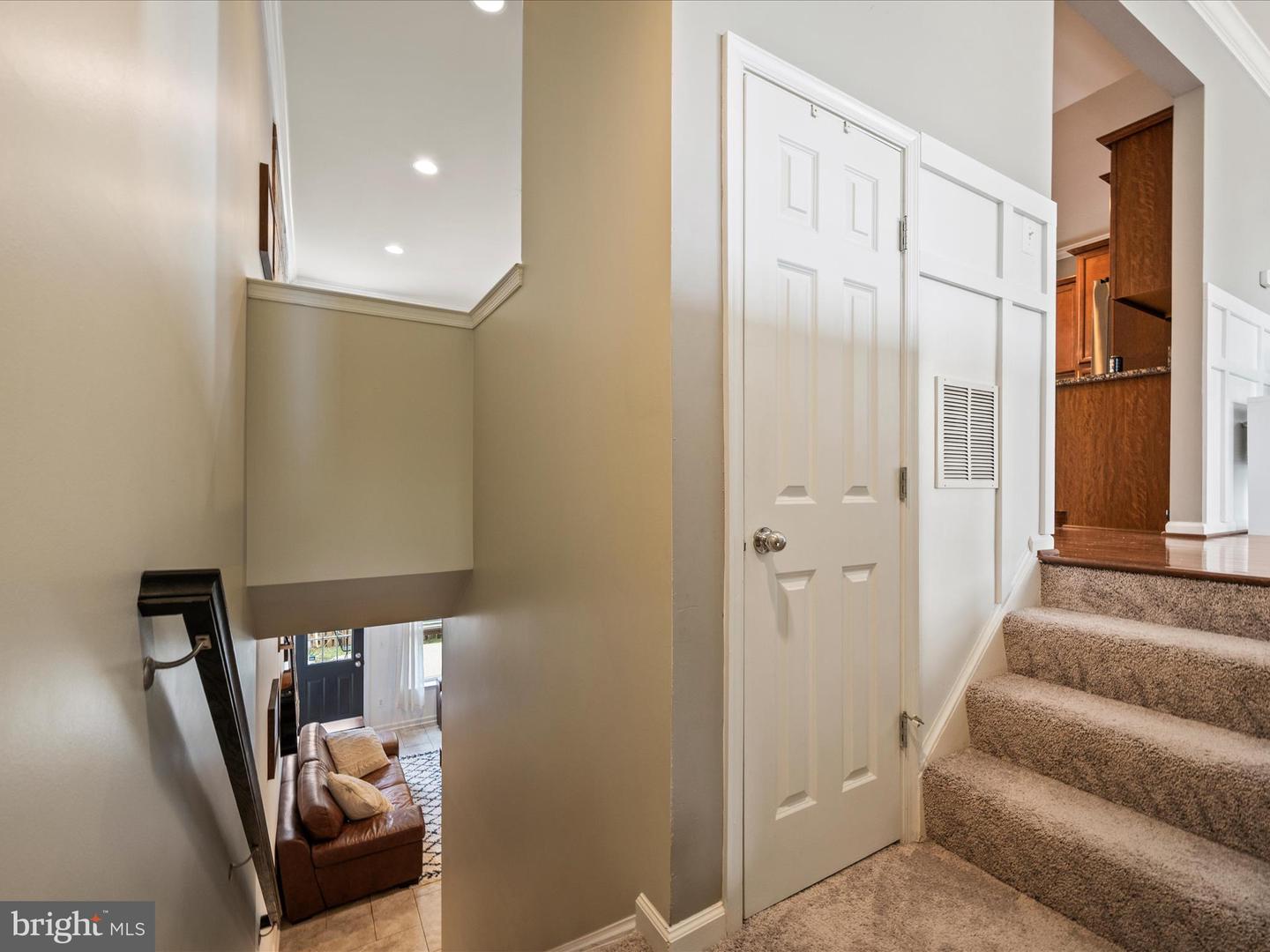 205 CENTENNIAL DR, STEPHENSON, Virginia 22656, 3 Bedrooms Bedrooms, 11 Rooms Rooms,3 BathroomsBathrooms,Residential,For sale,205 CENTENNIAL DR,VAFV2036382 MLS # VAFV2036382
