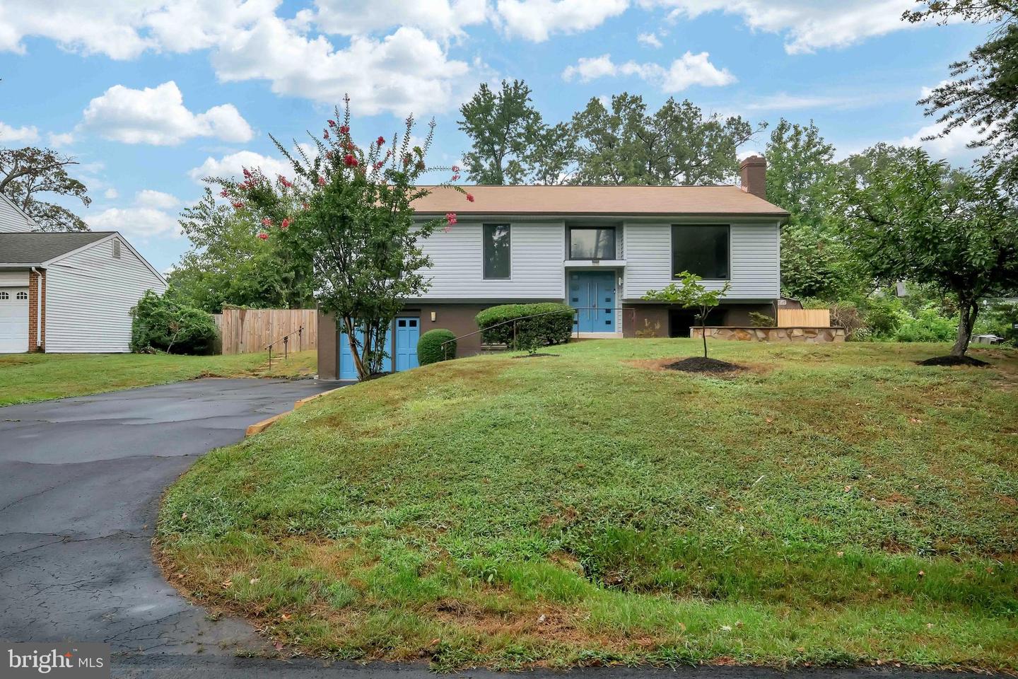 6170 HOWELLS RD, ALEXANDRIA, Virginia 22310, 5 Bedrooms Bedrooms, ,3 BathroomsBathrooms,Residential,For sale,6170 HOWELLS RD,VAFX2263092 MLS # VAFX2263092