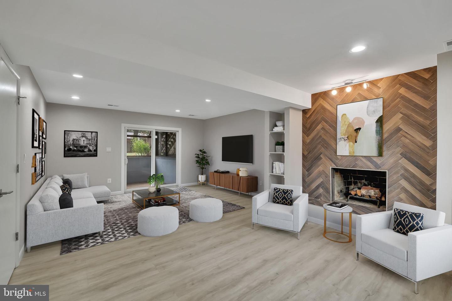 6170 HOWELLS RD, ALEXANDRIA, Virginia 22310, 5 Bedrooms Bedrooms, ,3 BathroomsBathrooms,Residential,For sale,6170 HOWELLS RD,VAFX2263092 MLS # VAFX2263092
