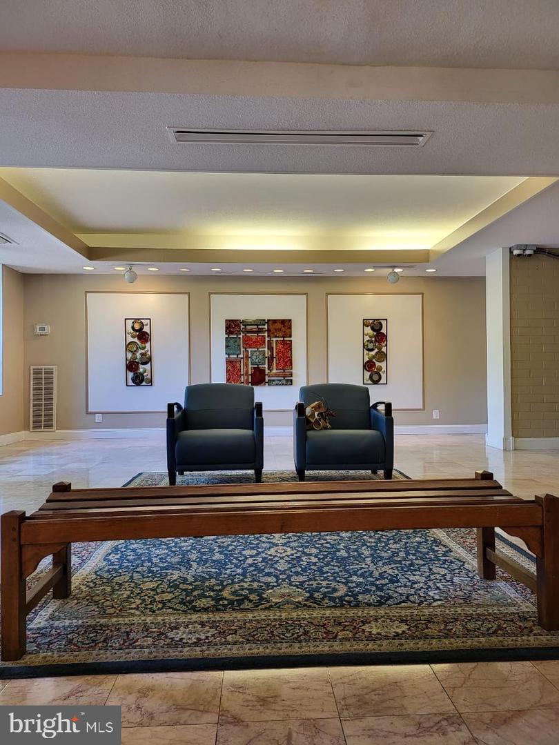3100 S MANCHESTER ST #909, FALLS CHURCH, Virginia 22044, ,1 BathroomBathrooms,Residential,For sale,3100 S MANCHESTER ST #909,VAFX2263370 MLS # VAFX2263370
