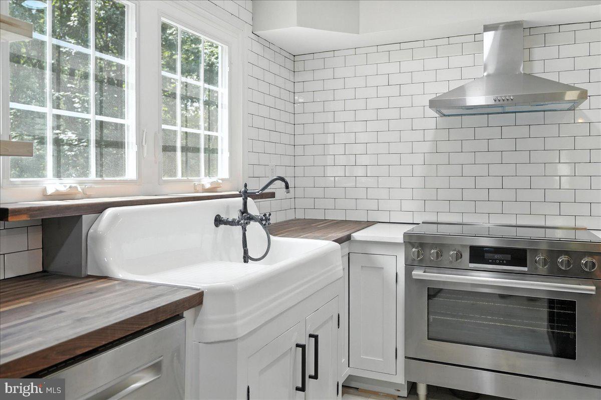 7057 BLACKWELL RD, WARRENTON, Virginia 20187, 3 Bedrooms Bedrooms, ,2 BathroomsBathrooms,Residential,For sale,7057 BLACKWELL RD,VAFQ2018060 MLS # VAFQ2018060