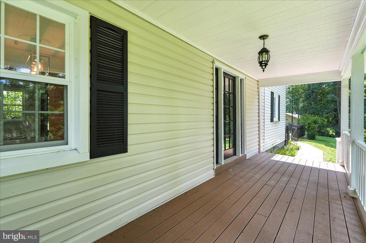 7057 BLACKWELL RD, WARRENTON, Virginia 20187, 3 Bedrooms Bedrooms, ,2 BathroomsBathrooms,Residential,For sale,7057 BLACKWELL RD,VAFQ2018060 MLS # VAFQ2018060
