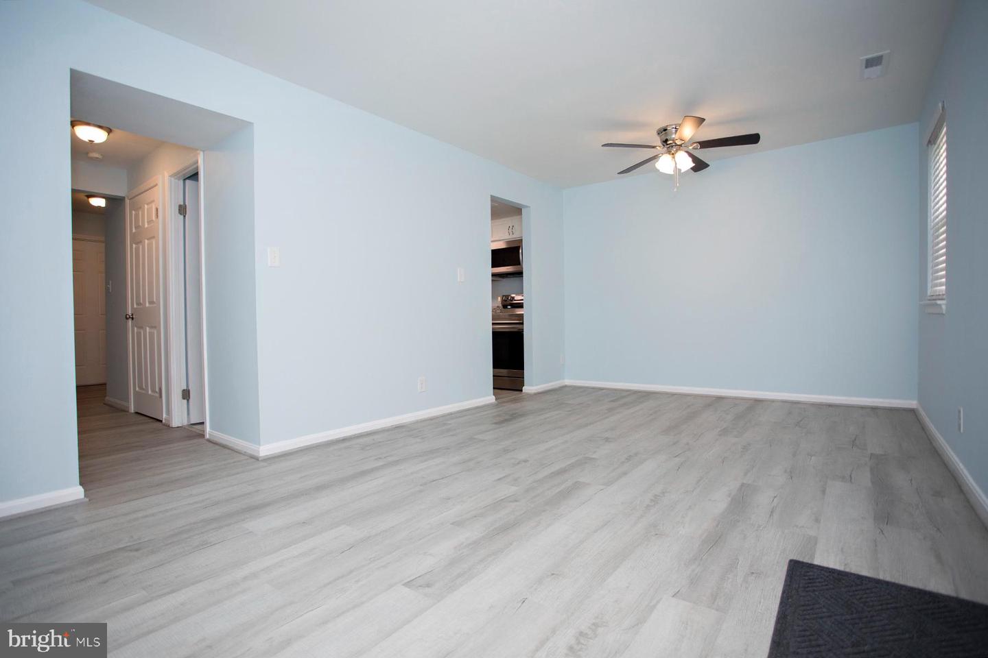 124 OAK DR, STAFFORD, Virginia 22554, 3 Bedrooms Bedrooms, 8 Rooms Rooms,1 BathroomBathrooms,Residential,For sale,124 OAK DR,VAST2042166 MLS # VAST2042166
