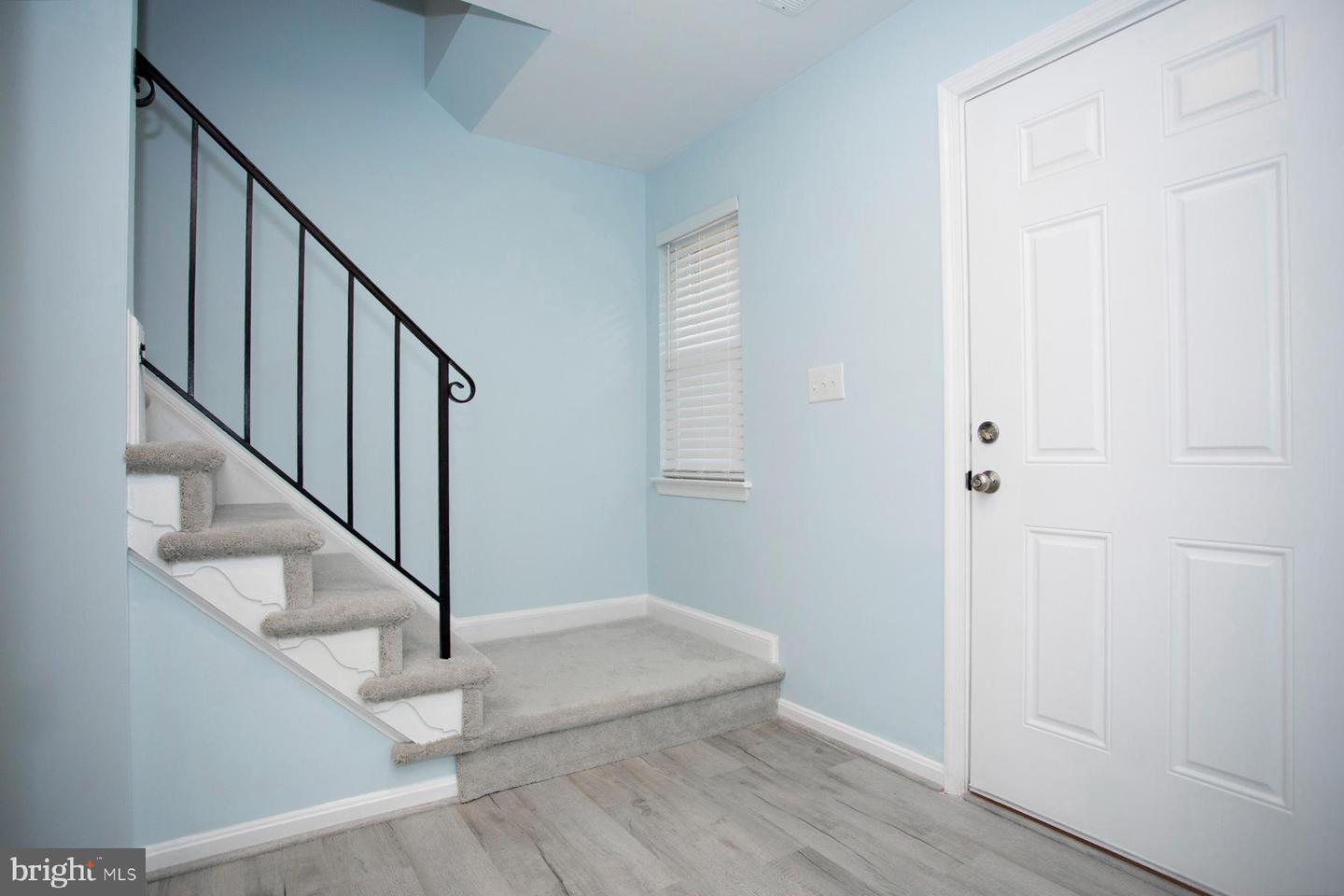 124 OAK DR, STAFFORD, Virginia 22554, 3 Bedrooms Bedrooms, 8 Rooms Rooms,1 BathroomBathrooms,Residential,For sale,124 OAK DR,VAST2042166 MLS # VAST2042166