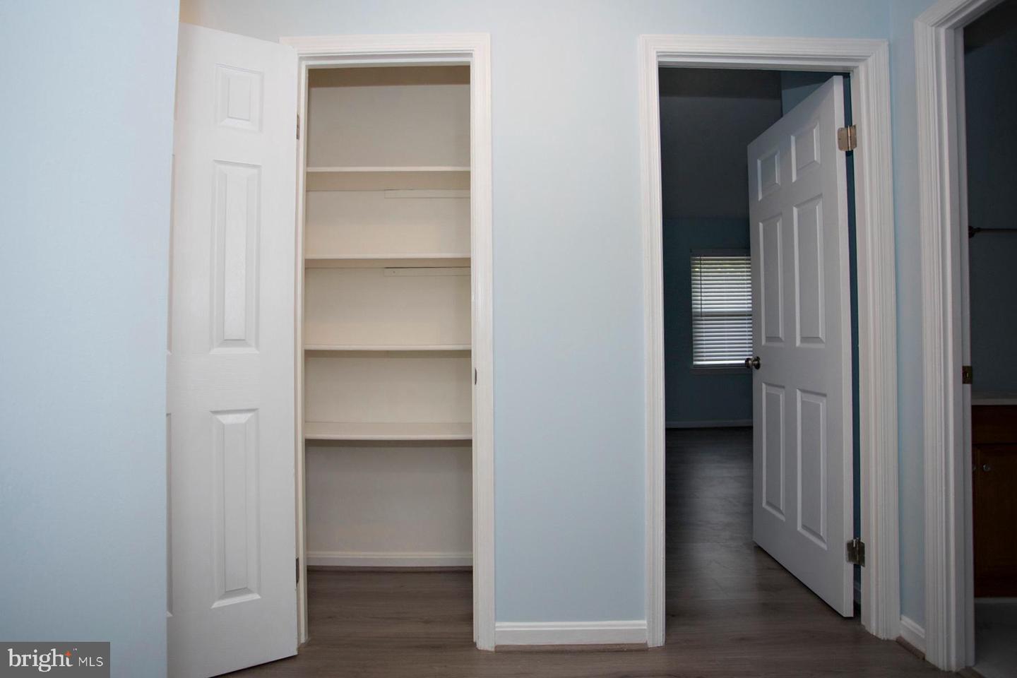 124 OAK DR, STAFFORD, Virginia 22554, 3 Bedrooms Bedrooms, 8 Rooms Rooms,1 BathroomBathrooms,Residential,For sale,124 OAK DR,VAST2042166 MLS # VAST2042166
