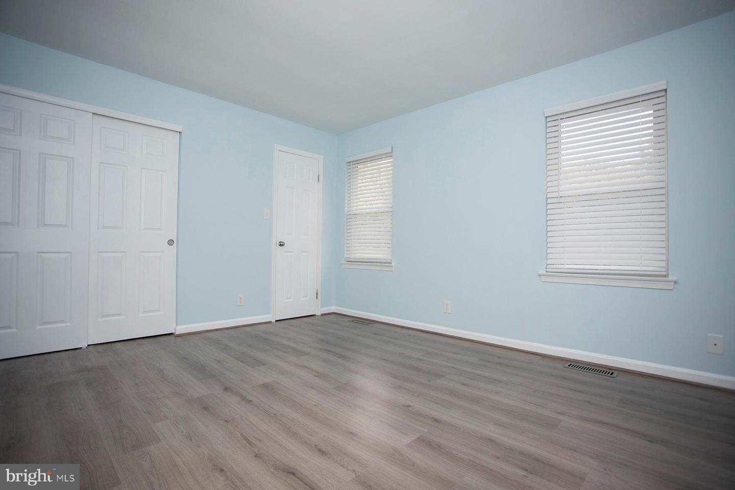 124 OAK DR, STAFFORD, Virginia 22554, 3 Bedrooms Bedrooms, 8 Rooms Rooms,1 BathroomBathrooms,Residential,For sale,124 OAK DR,VAST2042166 MLS # VAST2042166