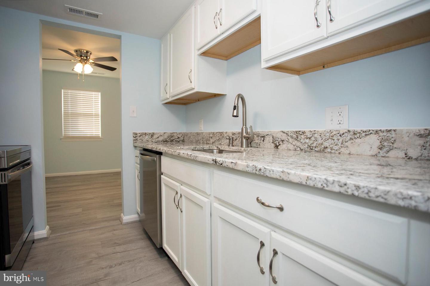 124 OAK DR, STAFFORD, Virginia 22554, 3 Bedrooms Bedrooms, 8 Rooms Rooms,1 BathroomBathrooms,Residential,For sale,124 OAK DR,VAST2042166 MLS # VAST2042166