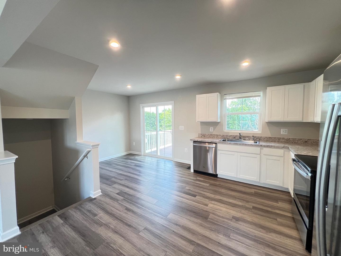 105 WILLIAMS ST, STRASBURG, Virginia 22657, 3 Bedrooms Bedrooms, ,2 BathroomsBathrooms,Residential,For sale,105 WILLIAMS ST,VASH2012332 MLS # VASH2012332