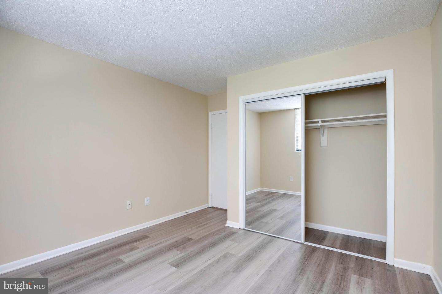 10725 WEST DR #301, FAIRFAX, Virginia 22030, 2 Bedrooms Bedrooms, ,1 BathroomBathrooms,Residential,For sale,10725 WEST DR #301,VAFC2006874 MLS # VAFC2006874