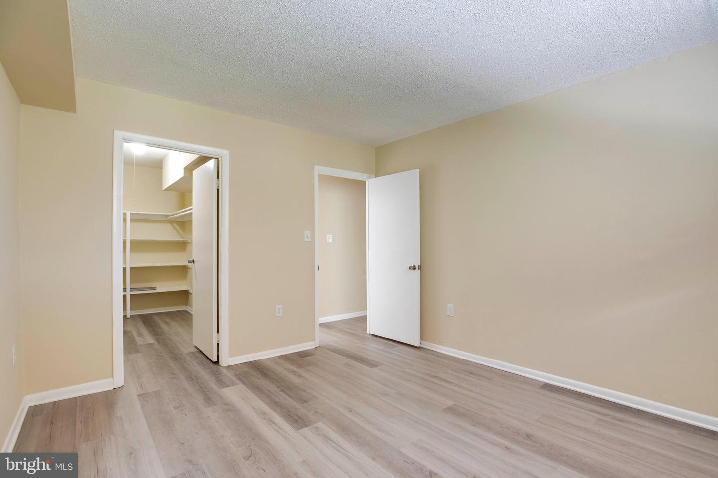 10725 WEST DR #301, FAIRFAX, Virginia 22030, 2 Bedrooms Bedrooms, ,1 BathroomBathrooms,Residential,For sale,10725 WEST DR #301,VAFC2006874 MLS # VAFC2006874