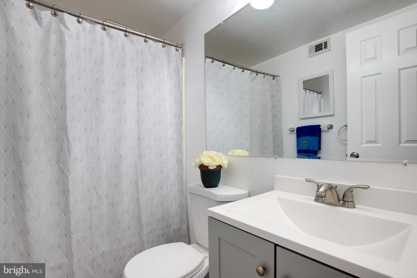 10725 WEST DR #301, FAIRFAX, Virginia 22030, 2 Bedrooms Bedrooms, ,1 BathroomBathrooms,Residential,For sale,10725 WEST DR #301,VAFC2006874 MLS # VAFC2006874