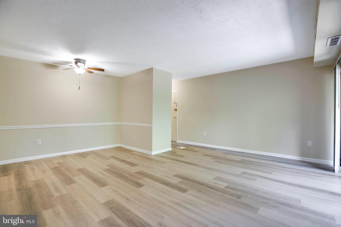 10725 WEST DR #301, FAIRFAX, Virginia 22030, 2 Bedrooms Bedrooms, ,1 BathroomBathrooms,Residential,For sale,10725 WEST DR #301,VAFC2006874 MLS # VAFC2006874