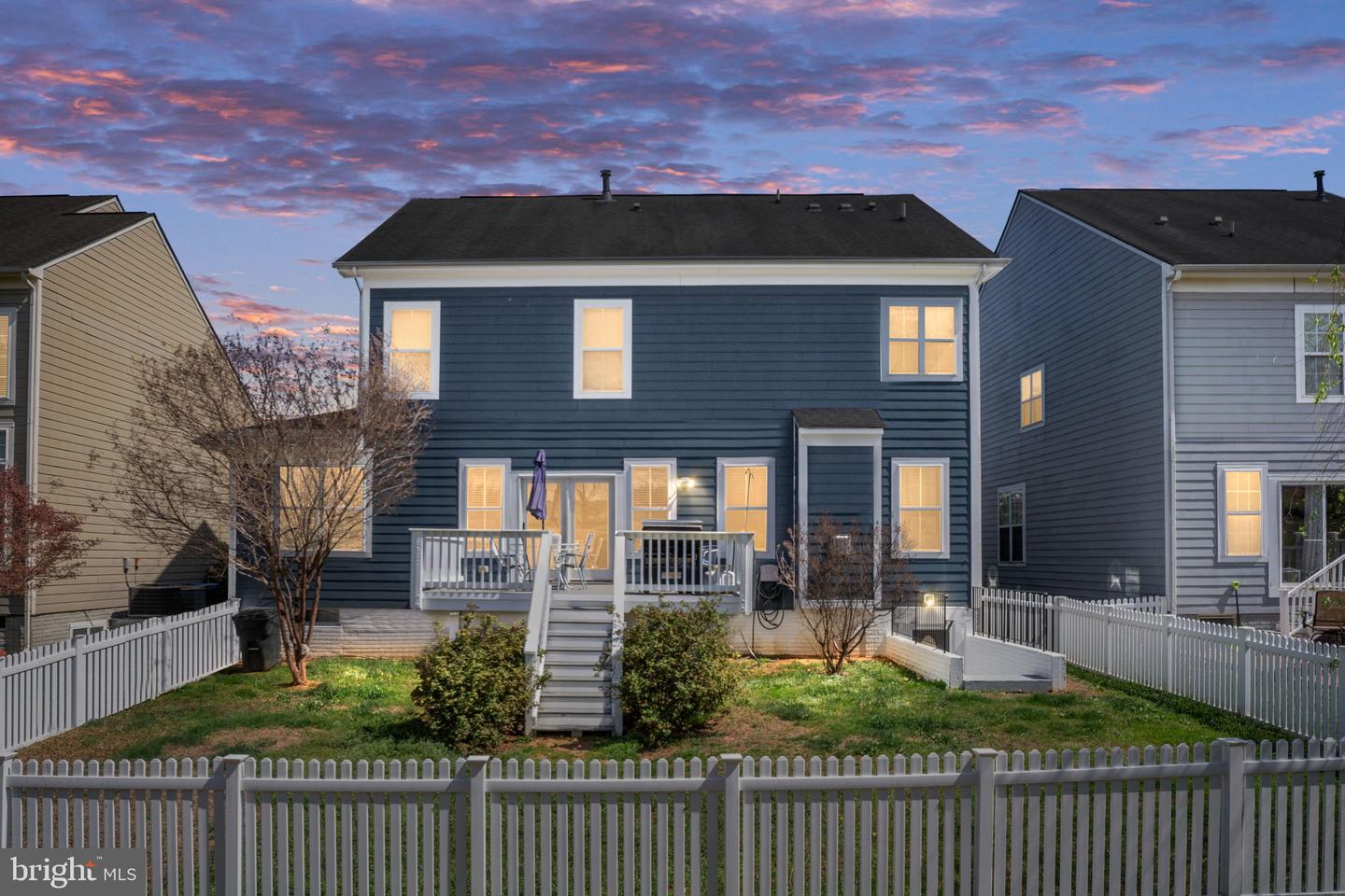 1112 PICKETT ST, FREDERICKSBURG, Virginia 22401, 6 Bedrooms Bedrooms, ,3 BathroomsBathrooms,Residential,For sale,1112 PICKETT ST,VAFB2008846 MLS # VAFB2008846