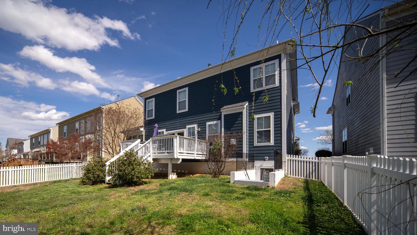 1112 PICKETT ST, FREDERICKSBURG, Virginia 22401, 6 Bedrooms Bedrooms, ,3 BathroomsBathrooms,Residential,For sale,1112 PICKETT ST,VAFB2008846 MLS # VAFB2008846