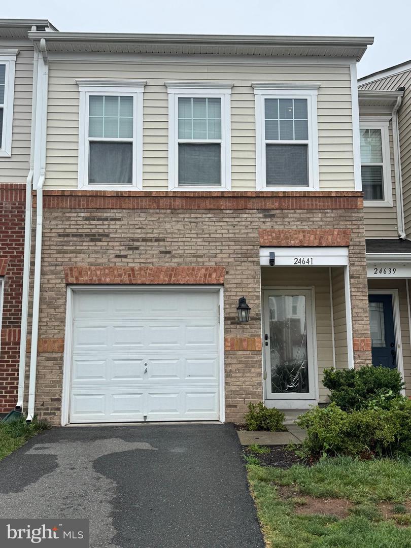 24641 GREYSTEEL SQ, ALDIE, Virginia 20105, 3 Bedrooms Bedrooms, ,2 BathroomsBathrooms,Residential,For sale,24641 GREYSTEEL SQ,VALO2101050 MLS # VALO2101050