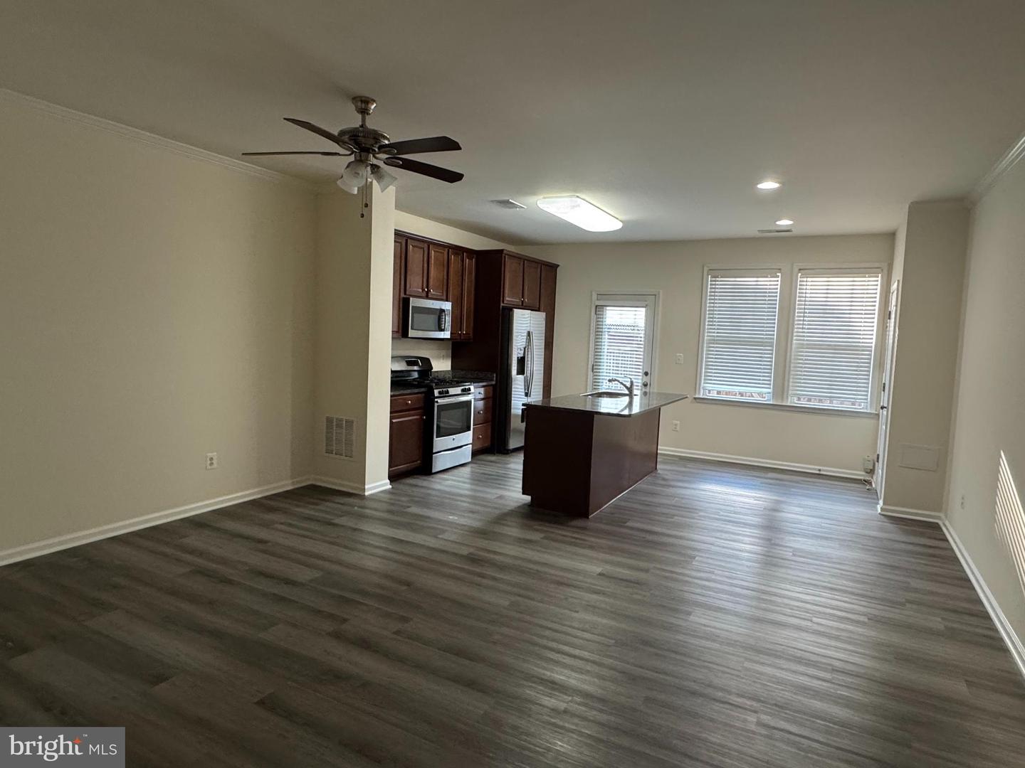 24641 GREYSTEEL SQ, ALDIE, Virginia 20105, 3 Bedrooms Bedrooms, ,2 BathroomsBathrooms,Residential,For sale,24641 GREYSTEEL SQ,VALO2101050 MLS # VALO2101050