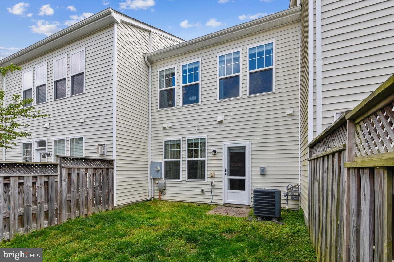 24641 GREYSTEEL SQ, ALDIE, Virginia 20105, 3 Bedrooms Bedrooms, ,2 BathroomsBathrooms,Residential,For sale,24641 GREYSTEEL SQ,VALO2101050 MLS # VALO2101050