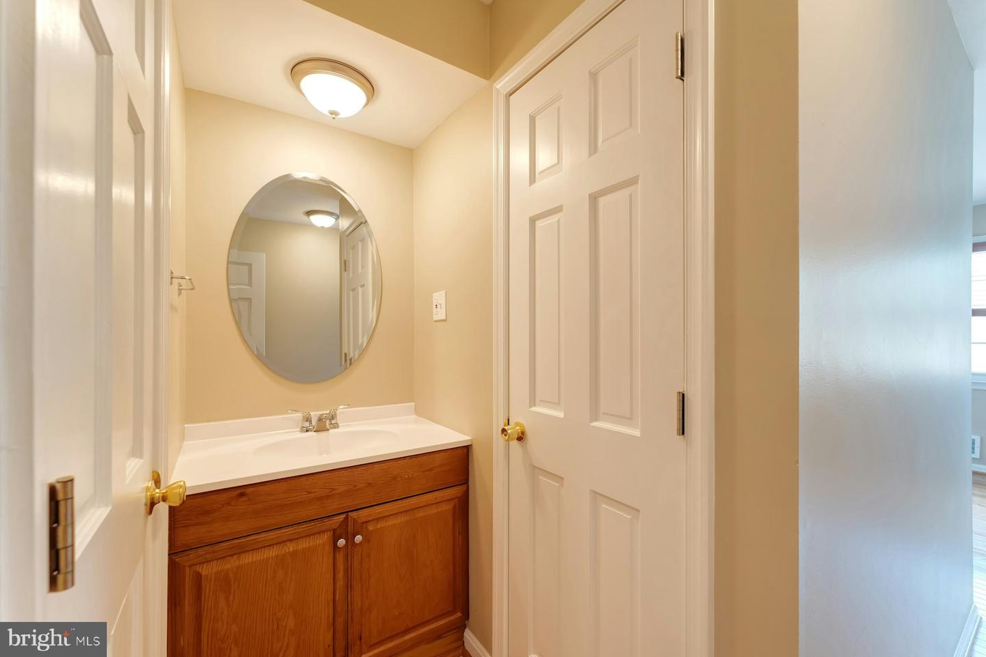 119 DAVIS AVE SW, LEESBURG, Virginia 20175, 4 Bedrooms Bedrooms, ,3 BathroomsBathrooms,Residential,For sale,119 DAVIS AVE SW,VALO2104224 MLS # VALO2104224