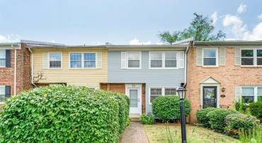 119 DAVIS AVE SW, LEESBURG, Virginia 20175, 4 Bedrooms Bedrooms, ,3 BathroomsBathrooms,Residential,For sale,119 DAVIS AVE SW,VALO2104224 MLS # VALO2104224