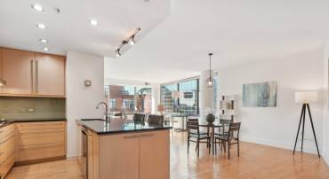 2001 15TH ST N #1008, ARLINGTON, Virginia 22201, 2 Bedrooms Bedrooms, ,2 BathroomsBathrooms,Residential,For sale,2001 15TH ST N #1008,VAAR2062148 MLS # VAAR2062148