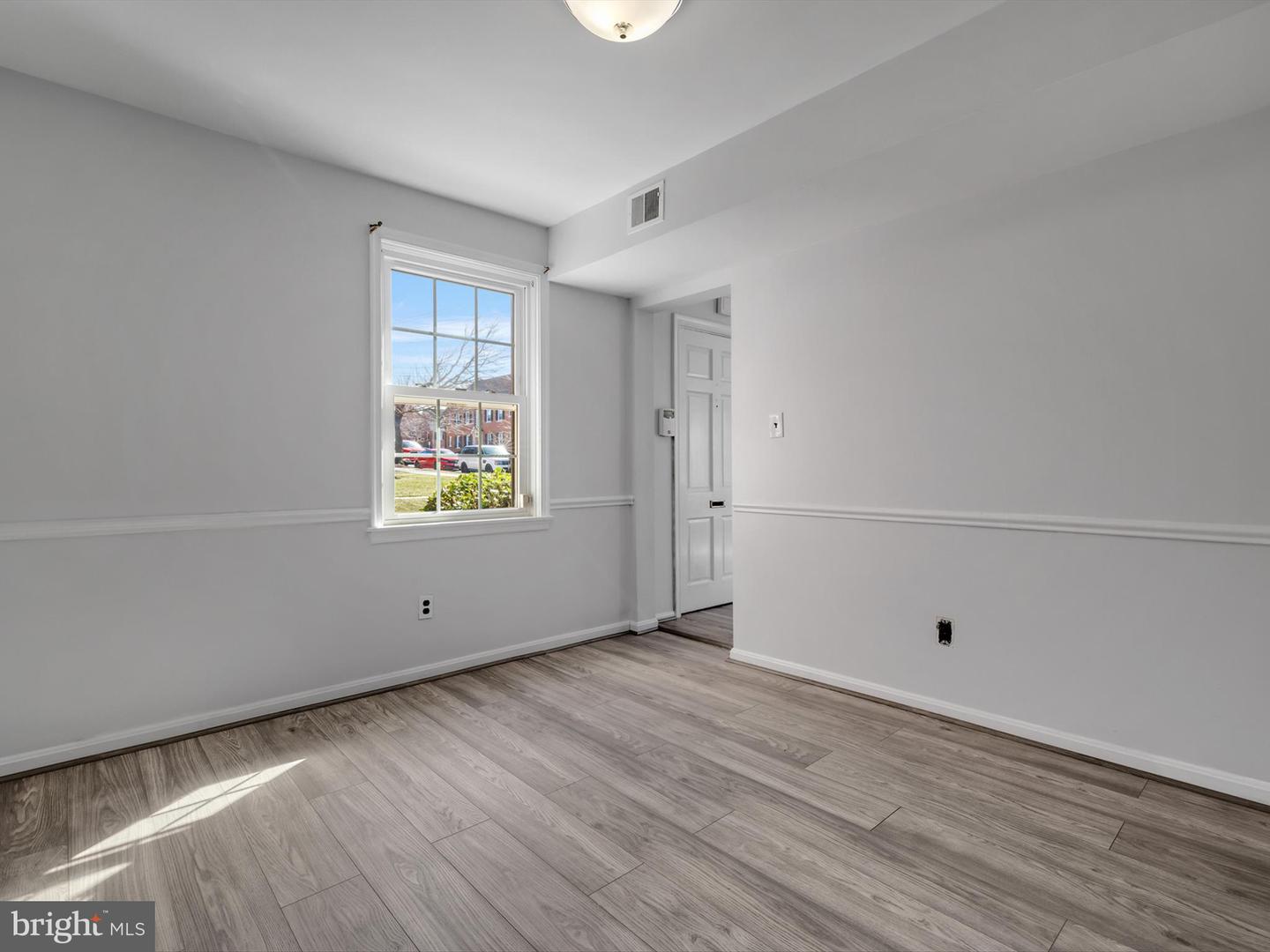 3806 V ST SE #202, WASHINGTON, District Of Columbia 20020, 2 Bedrooms Bedrooms, ,1 BathroomBathrooms,Residential,For sale,3806 V ST SE #202,DCDC2215432 MLS # DCDC2215432