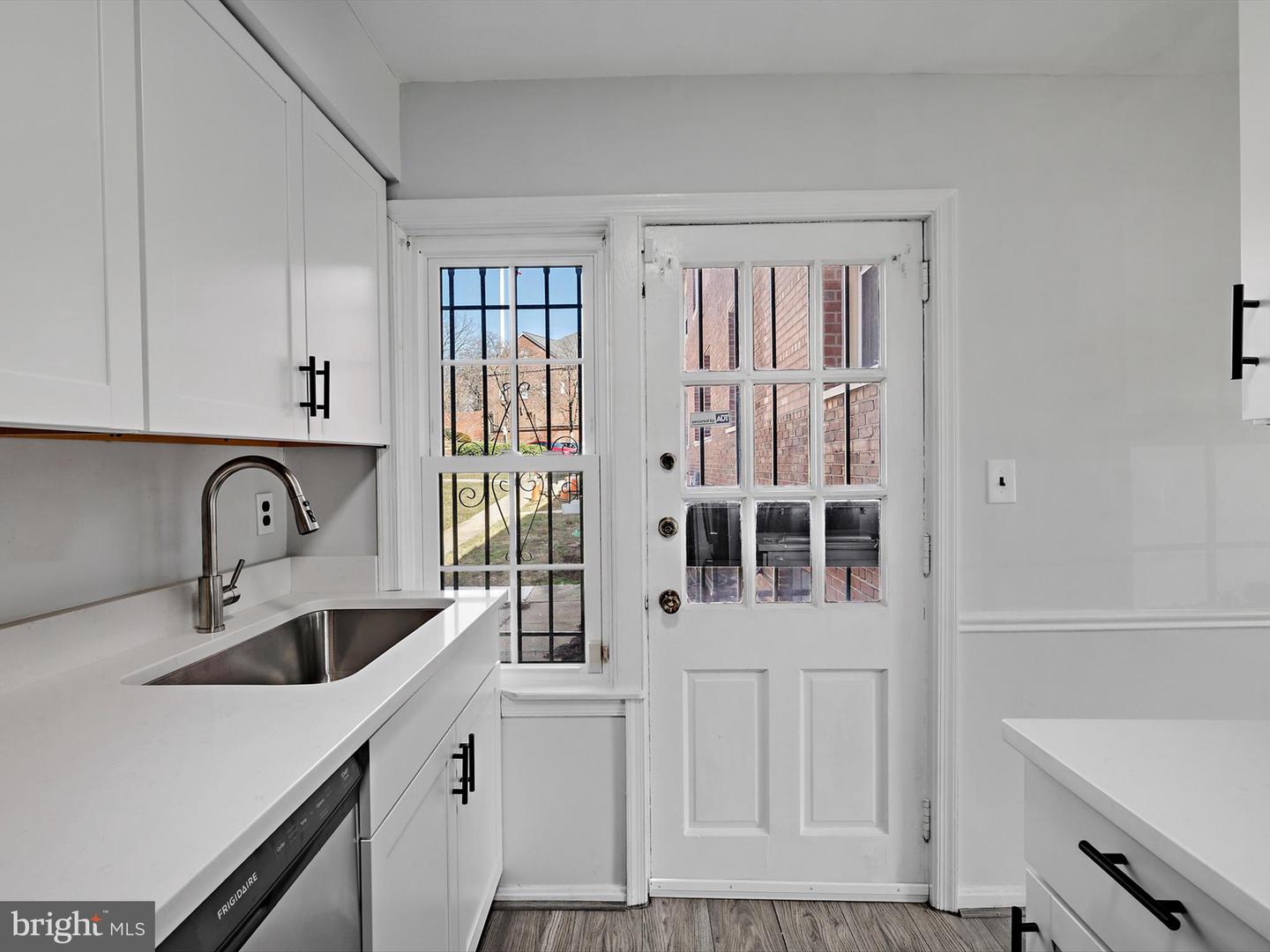 3806 V ST SE #202, WASHINGTON, District Of Columbia 20020, 2 Bedrooms Bedrooms, ,1 BathroomBathrooms,Residential,For sale,3806 V ST SE #202,DCDC2215432 MLS # DCDC2215432