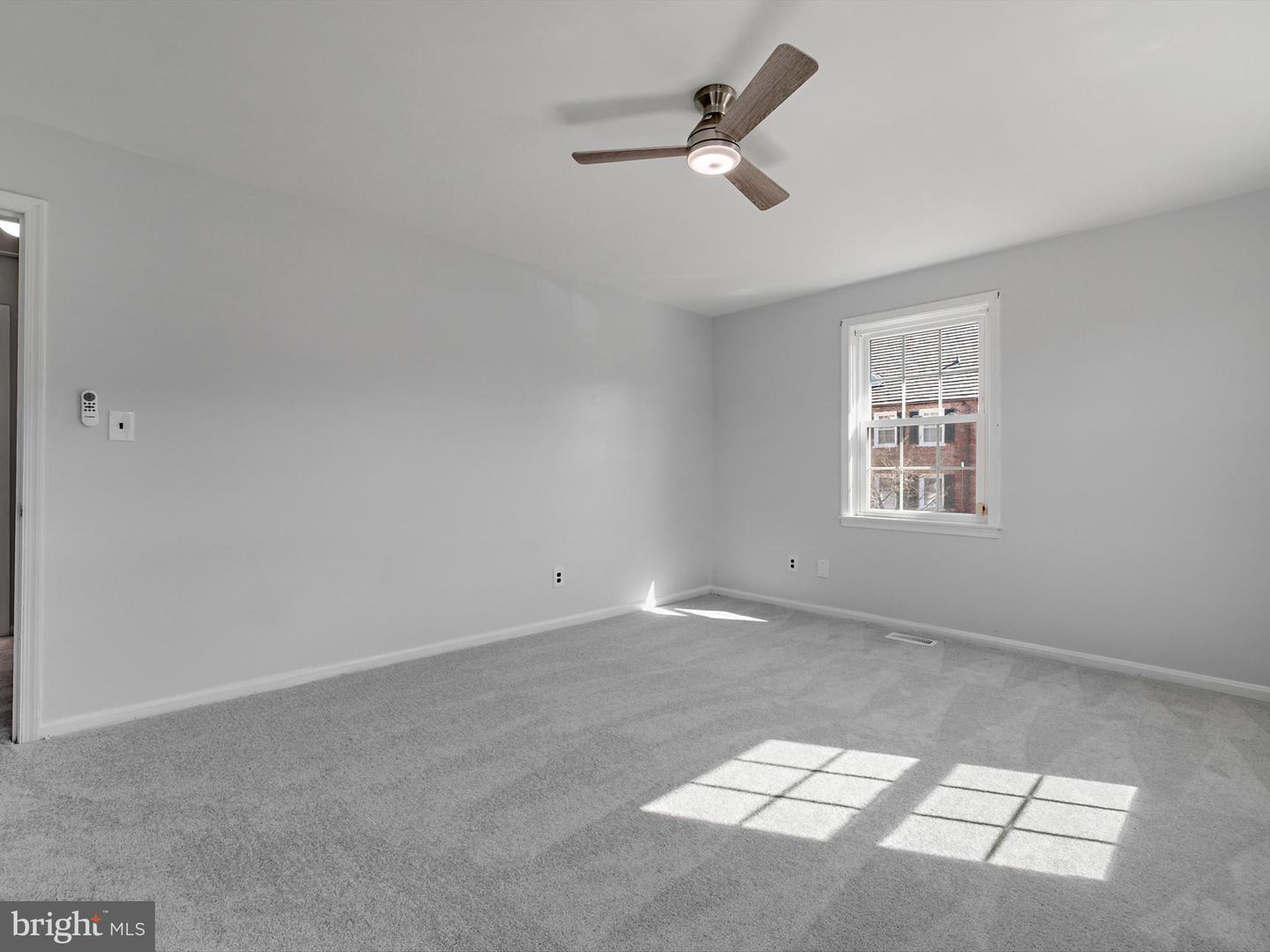 3806 V ST SE #202, WASHINGTON, District Of Columbia 20020, 2 Bedrooms Bedrooms, ,1 BathroomBathrooms,Residential,For sale,3806 V ST SE #202,DCDC2215432 MLS # DCDC2215432