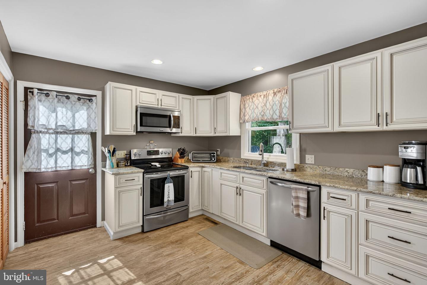 3937 BREAKNOCK RD, BUMPASS, Virginia 23024, 3 Bedrooms Bedrooms, 8 Rooms Rooms,2 BathroomsBathrooms,Residential,For sale,3937 BREAKNOCK RD,VASP2035770 MLS # VASP2035770