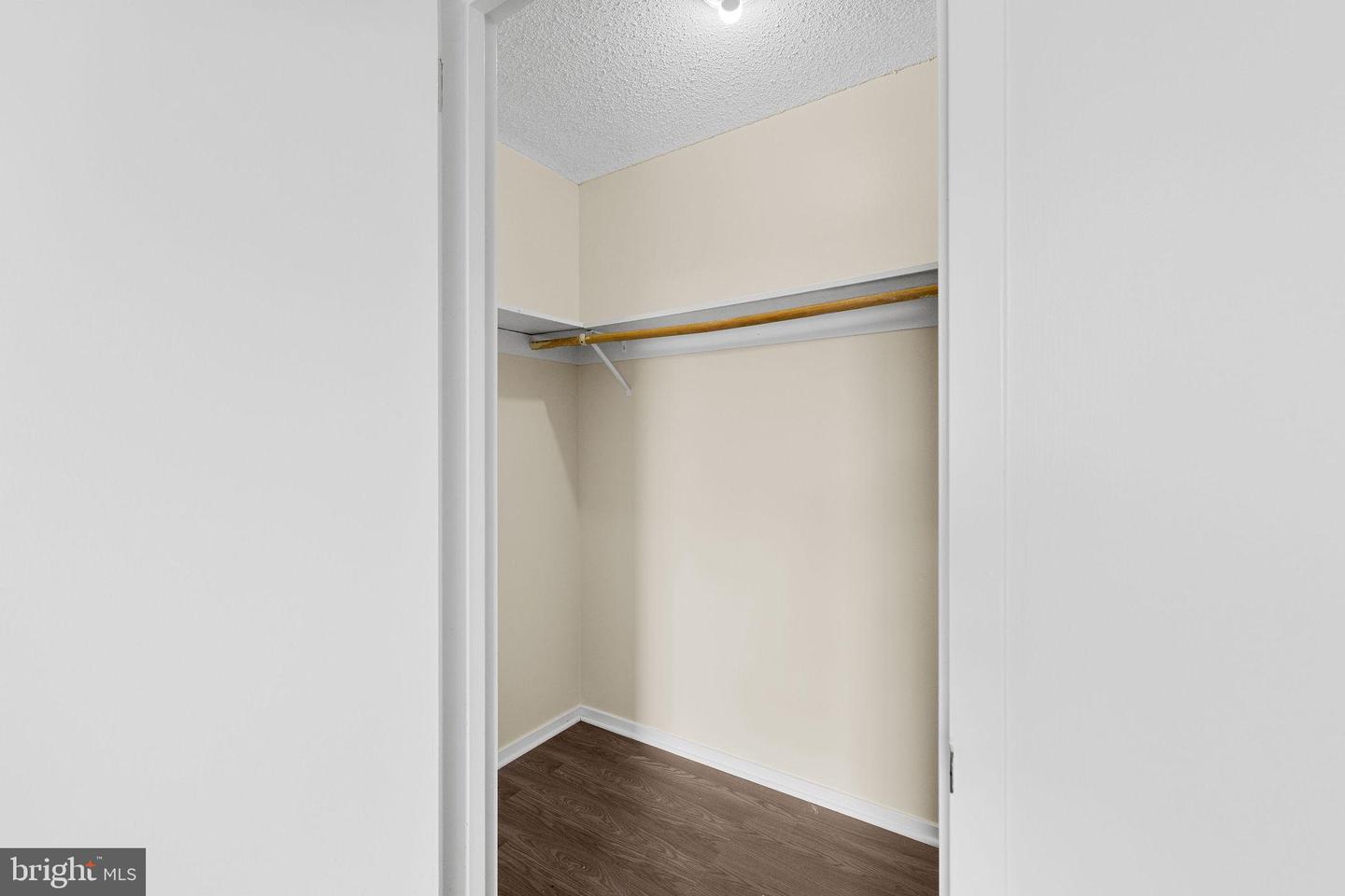 2311 PIMMIT DR #618, FALLS CHURCH, Virginia 22043, 1 Bedroom Bedrooms, ,1 BathroomBathrooms,Residential,For sale,2311 PIMMIT DR #618,VAFX2263120 MLS # VAFX2263120