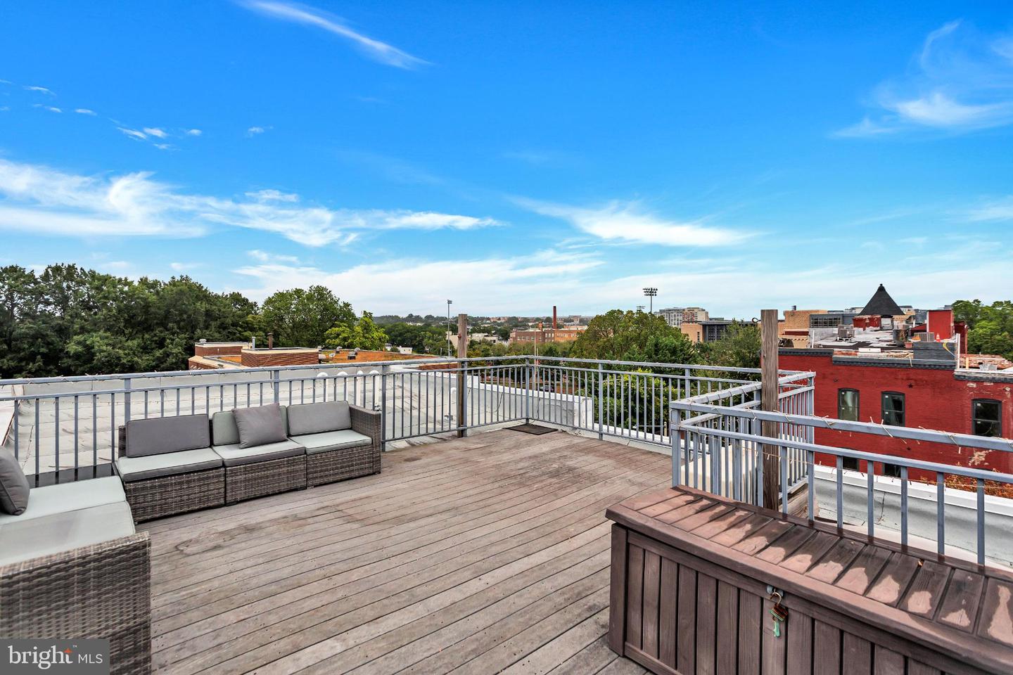 1240 4TH ST NW #300, WASHINGTON, District Of Columbia 20001, 2 Bedrooms Bedrooms, 4 Rooms Rooms,2 BathroomsBathrooms,Residential,For sale,1240 4TH ST NW #300,DCDC2216906 MLS # DCDC2216906