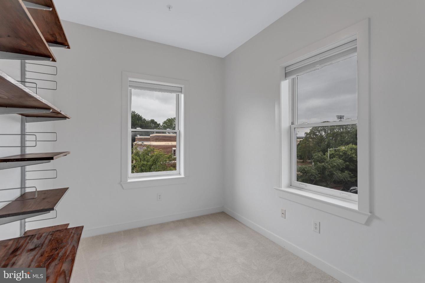 1240 4TH ST NW #300, WASHINGTON, District Of Columbia 20001, 2 Bedrooms Bedrooms, 4 Rooms Rooms,2 BathroomsBathrooms,Residential,For sale,1240 4TH ST NW #300,DCDC2216906 MLS # DCDC2216906