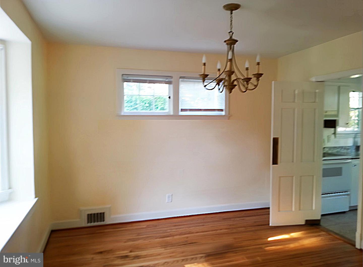 3130 38TH ST NW, WASHINGTON, District Of Columbia 20016, 3 Bedrooms Bedrooms, ,2 BathroomsBathrooms,Residential,For sale,3130 38TH ST NW,DCDC2184812 MLS # DCDC2184812