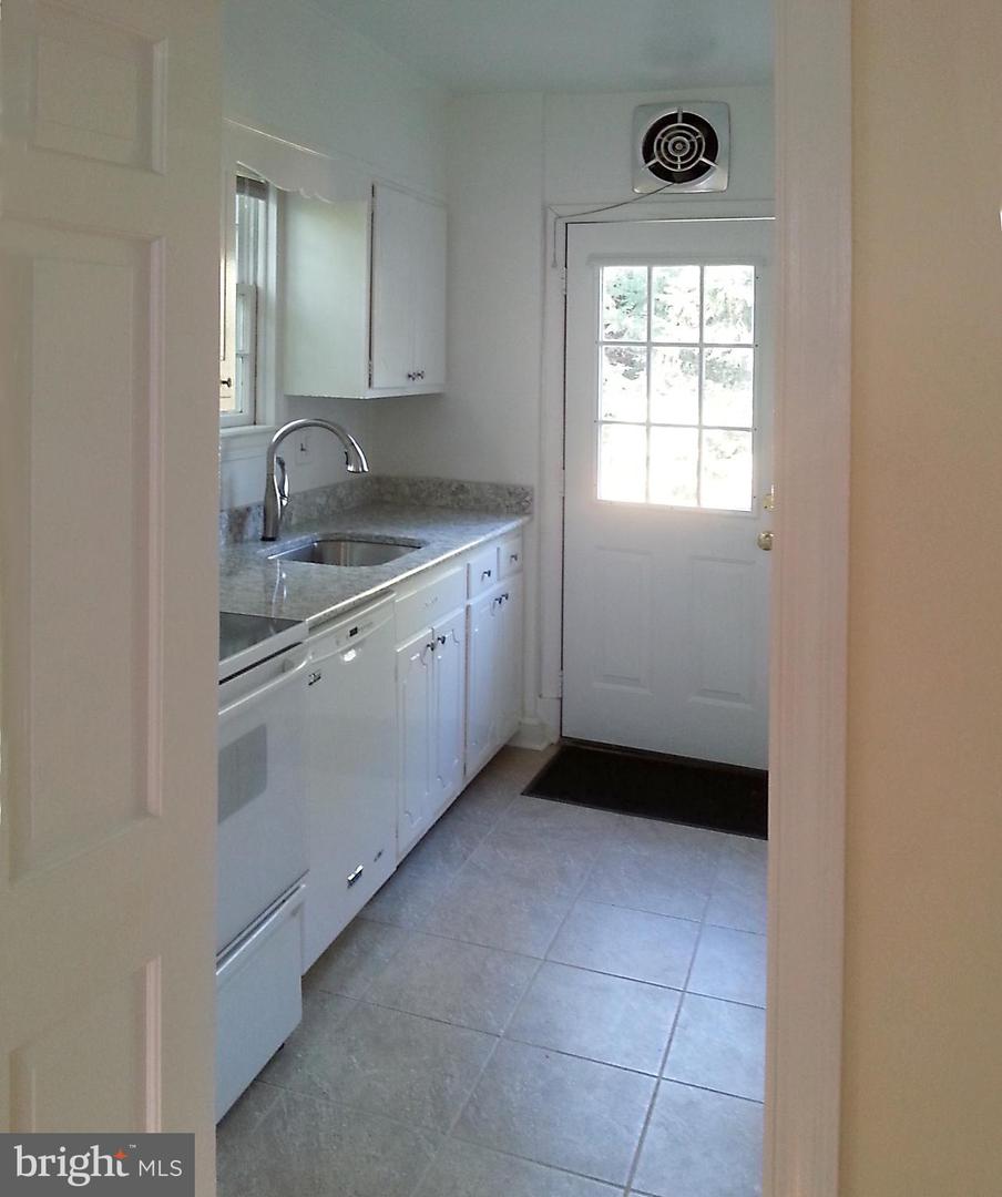 3130 38TH ST NW, WASHINGTON, District Of Columbia 20016, 3 Bedrooms Bedrooms, ,2 BathroomsBathrooms,Residential,For sale,3130 38TH ST NW,DCDC2184812 MLS # DCDC2184812