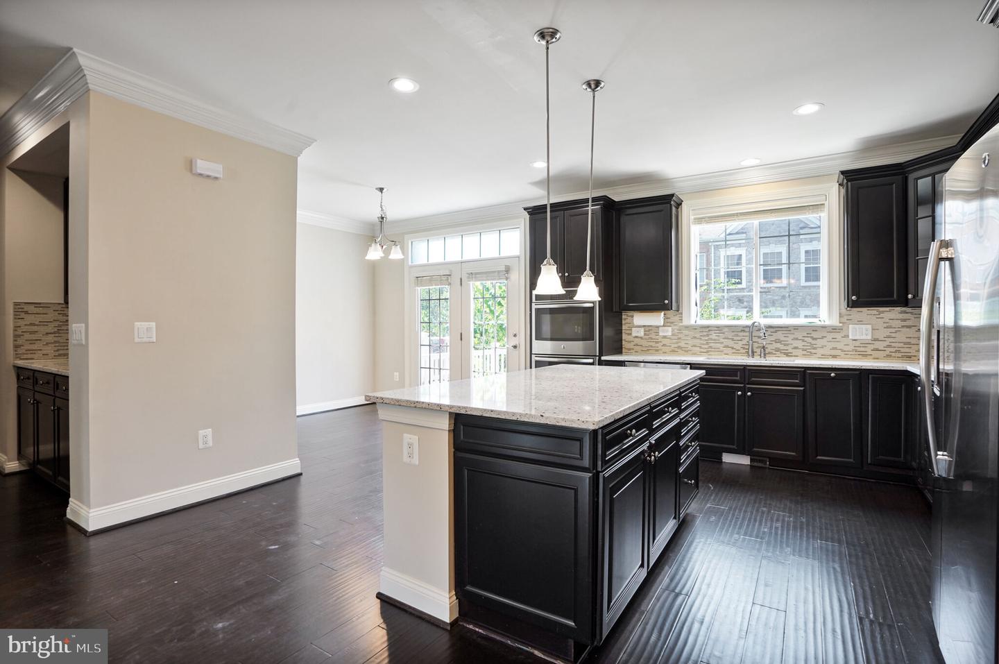 10603 LEGACY LN, FAIRFAX, Virginia 22030, 3 Bedrooms Bedrooms, ,3 BathroomsBathrooms,Residential,For sale,10603 LEGACY LN,VAFC2006600 MLS # VAFC2006600