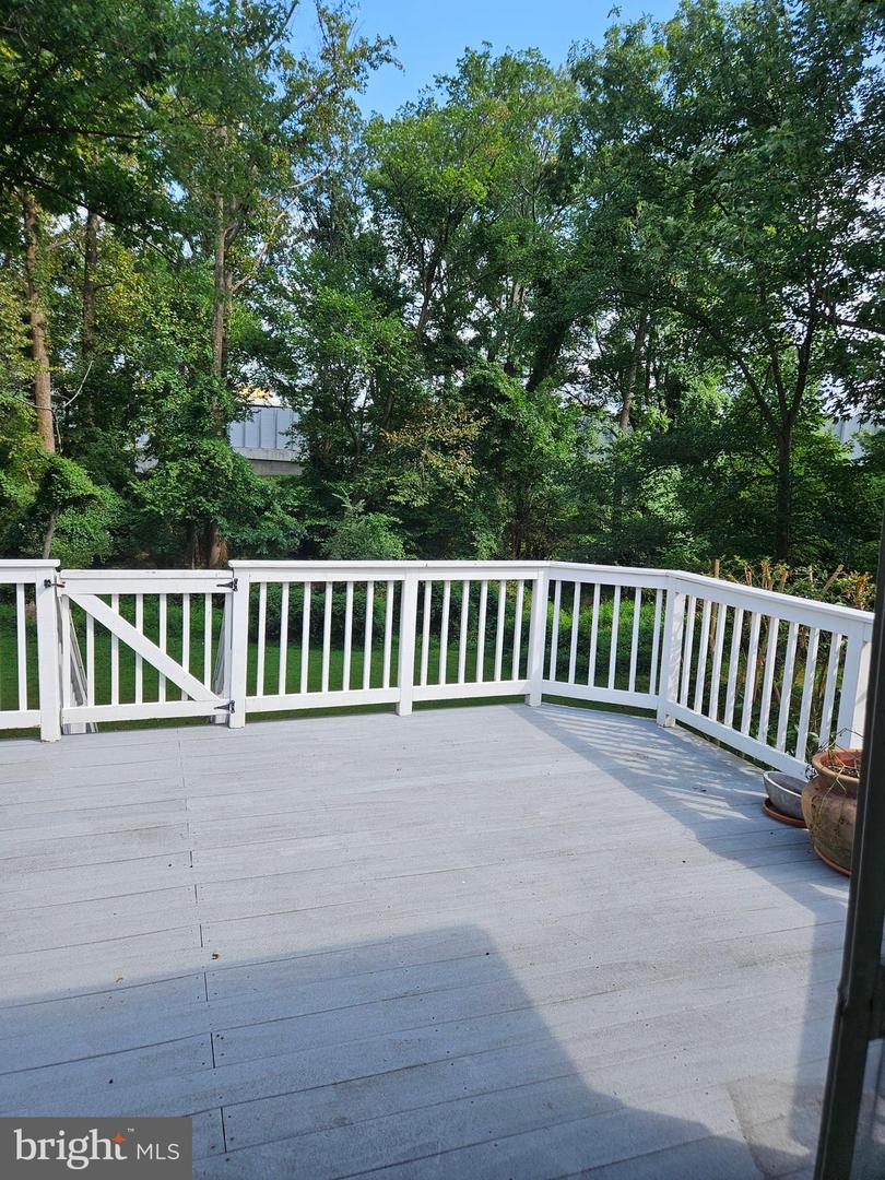 2653 BOWLING GREEN DR, VIENNA, Virginia 22180, 4 Bedrooms Bedrooms, ,3 BathroomsBathrooms,Residential,For sale,2653 BOWLING GREEN DR,VAFX2262252 MLS # VAFX2262252