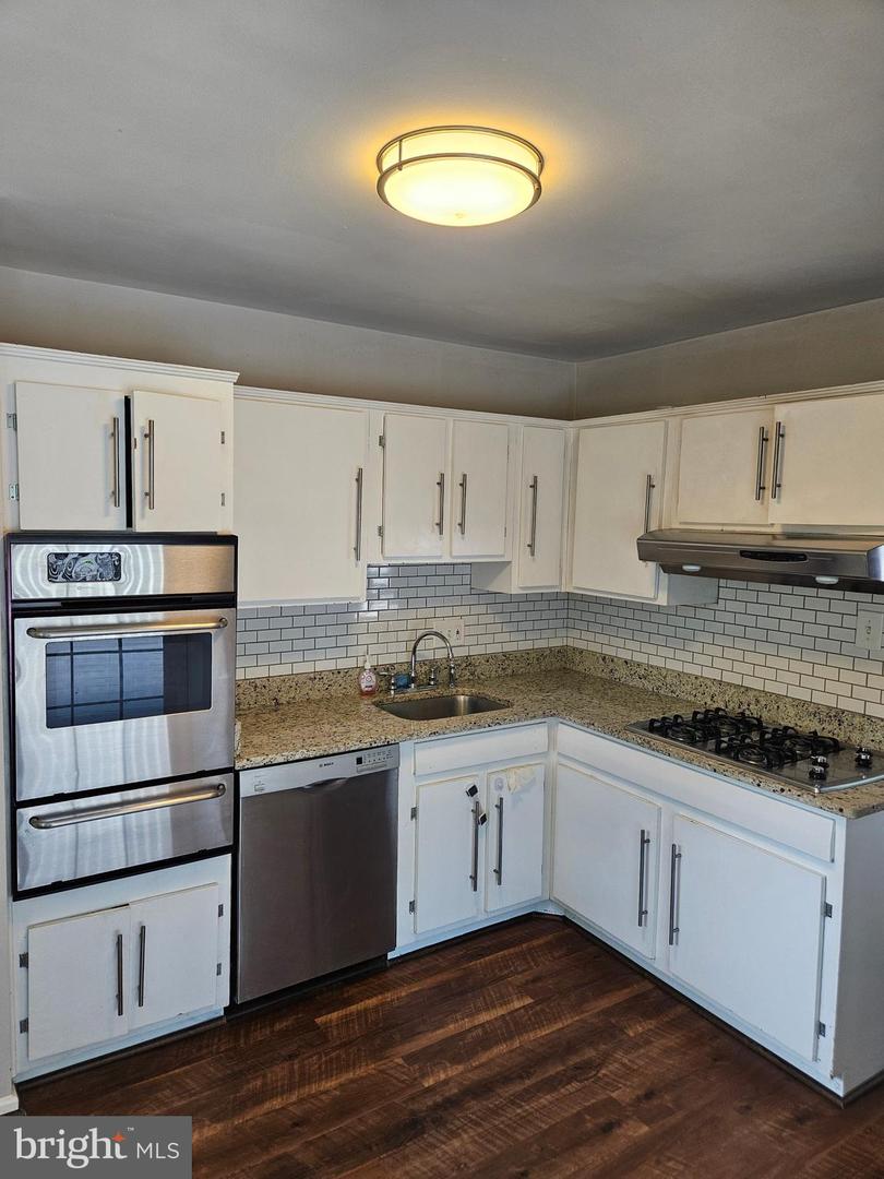 2653 BOWLING GREEN DR, VIENNA, Virginia 22180, 4 Bedrooms Bedrooms, ,3 BathroomsBathrooms,Residential,For sale,2653 BOWLING GREEN DR,VAFX2262252 MLS # VAFX2262252