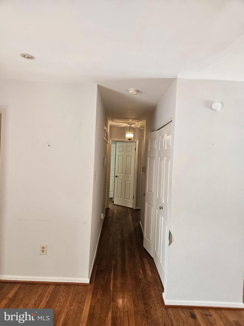 2653 BOWLING GREEN DR, VIENNA, Virginia 22180, 4 Bedrooms Bedrooms, ,3 BathroomsBathrooms,Residential,For sale,2653 BOWLING GREEN DR,VAFX2262252 MLS # VAFX2262252