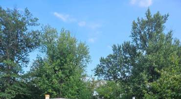 2653 BOWLING GREEN DR, VIENNA, Virginia 22180, 4 Bedrooms Bedrooms, ,3 BathroomsBathrooms,Residential,For sale,2653 BOWLING GREEN DR,VAFX2262252 MLS # VAFX2262252