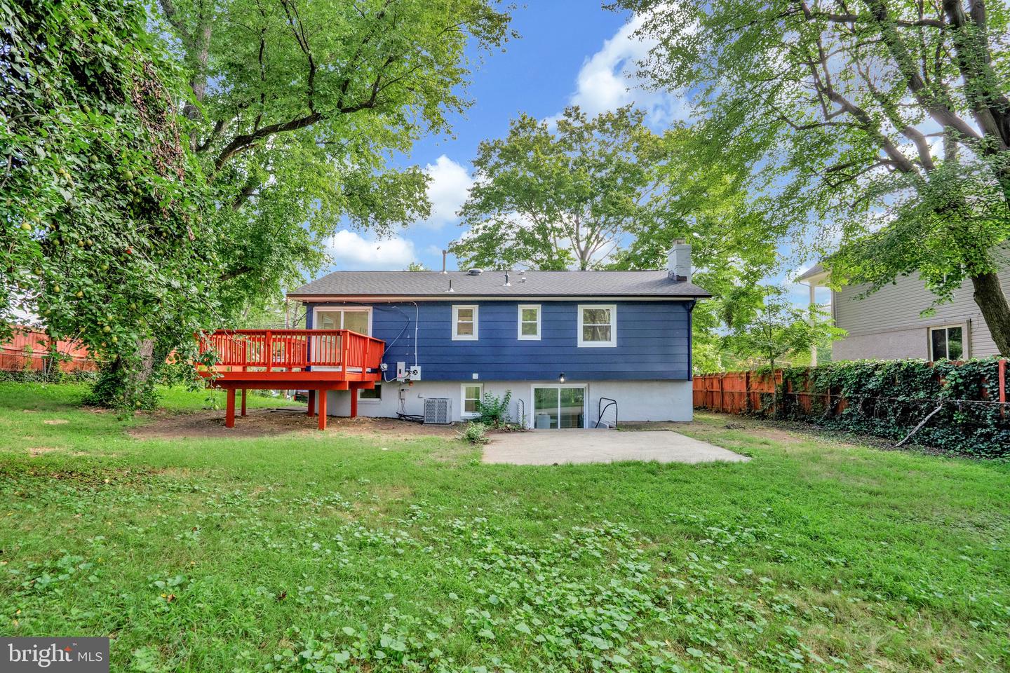 14103 ESSEX DR, WOODBRIDGE, Virginia 22191, 5 Bedrooms Bedrooms, ,2 BathroomsBathrooms,Residential,For sale,14103 ESSEX DR,VAPW2102034 MLS # VAPW2102034