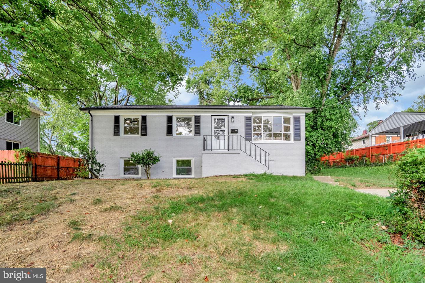 14103 ESSEX DR, WOODBRIDGE, Virginia 22191, 5 Bedrooms Bedrooms, ,2 BathroomsBathrooms,Residential,For sale,14103 ESSEX DR,VAPW2102034 MLS # VAPW2102034