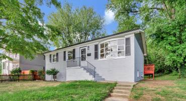 14103 ESSEX DR, WOODBRIDGE, Virginia 22191, 5 Bedrooms Bedrooms, ,2 BathroomsBathrooms,Residential,For sale,14103 ESSEX DR,VAPW2102034 MLS # VAPW2102034