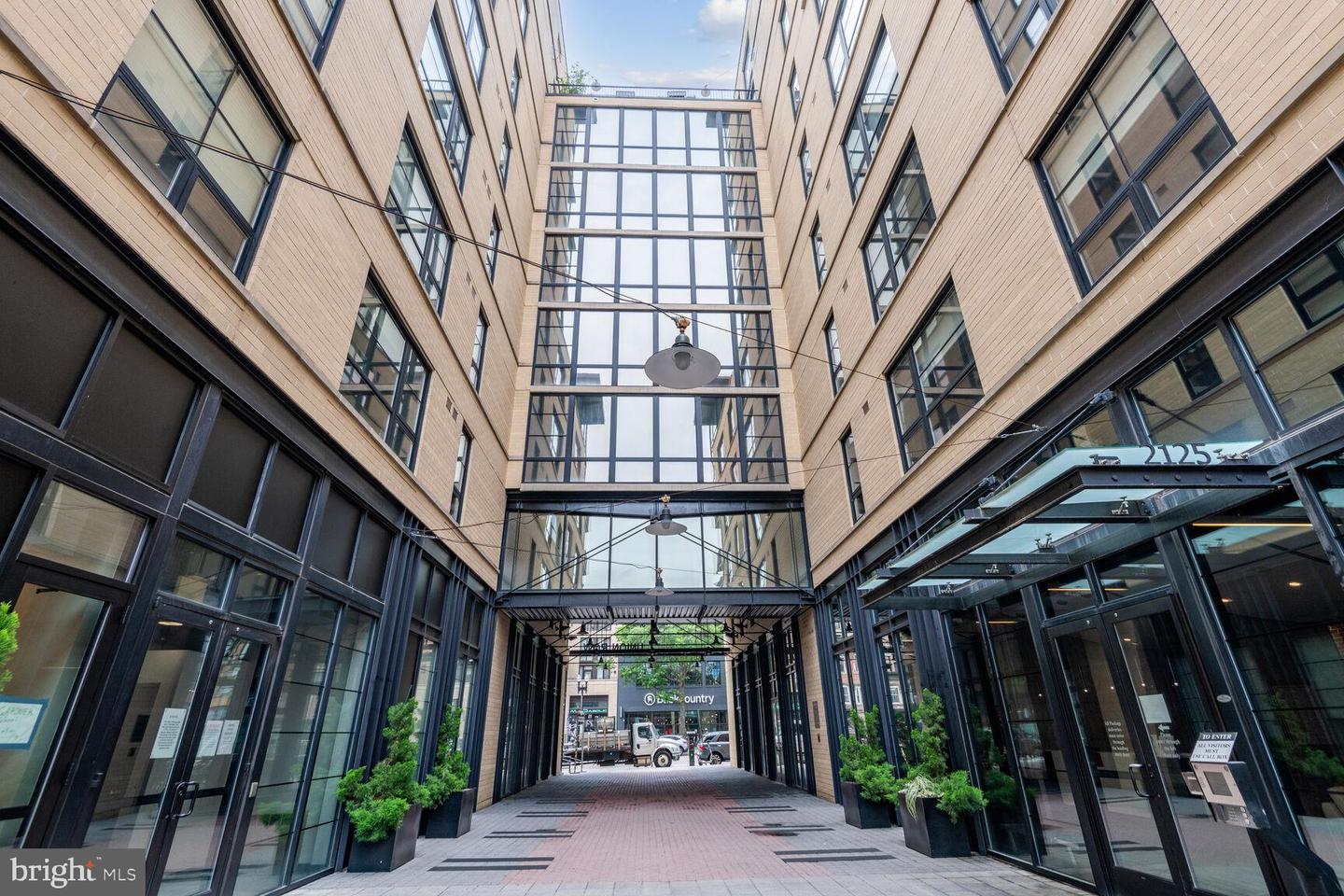 2125 14TH ST NW #319, WASHINGTON, District Of Columbia 20009, 1 Bedroom Bedrooms, ,1 BathroomBathrooms,Residential,For sale,2125 14TH ST NW #319,DCDC2216058 MLS # DCDC2216058