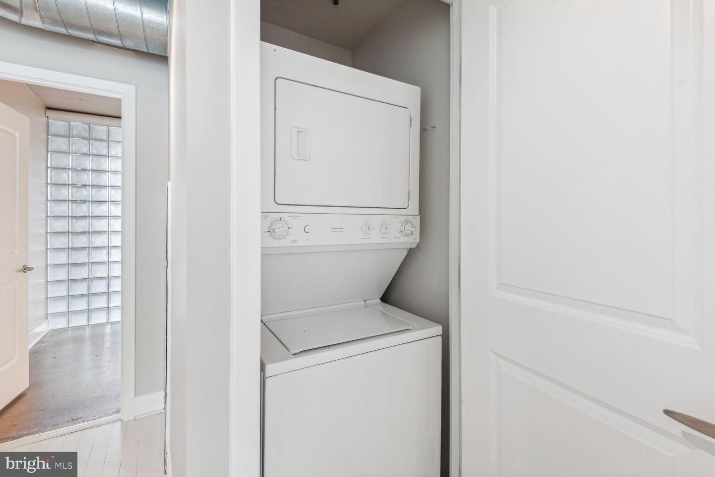 2125 14TH ST NW #319, WASHINGTON, District Of Columbia 20009, 1 Bedroom Bedrooms, ,1 BathroomBathrooms,Residential,For sale,2125 14TH ST NW #319,DCDC2216058 MLS # DCDC2216058