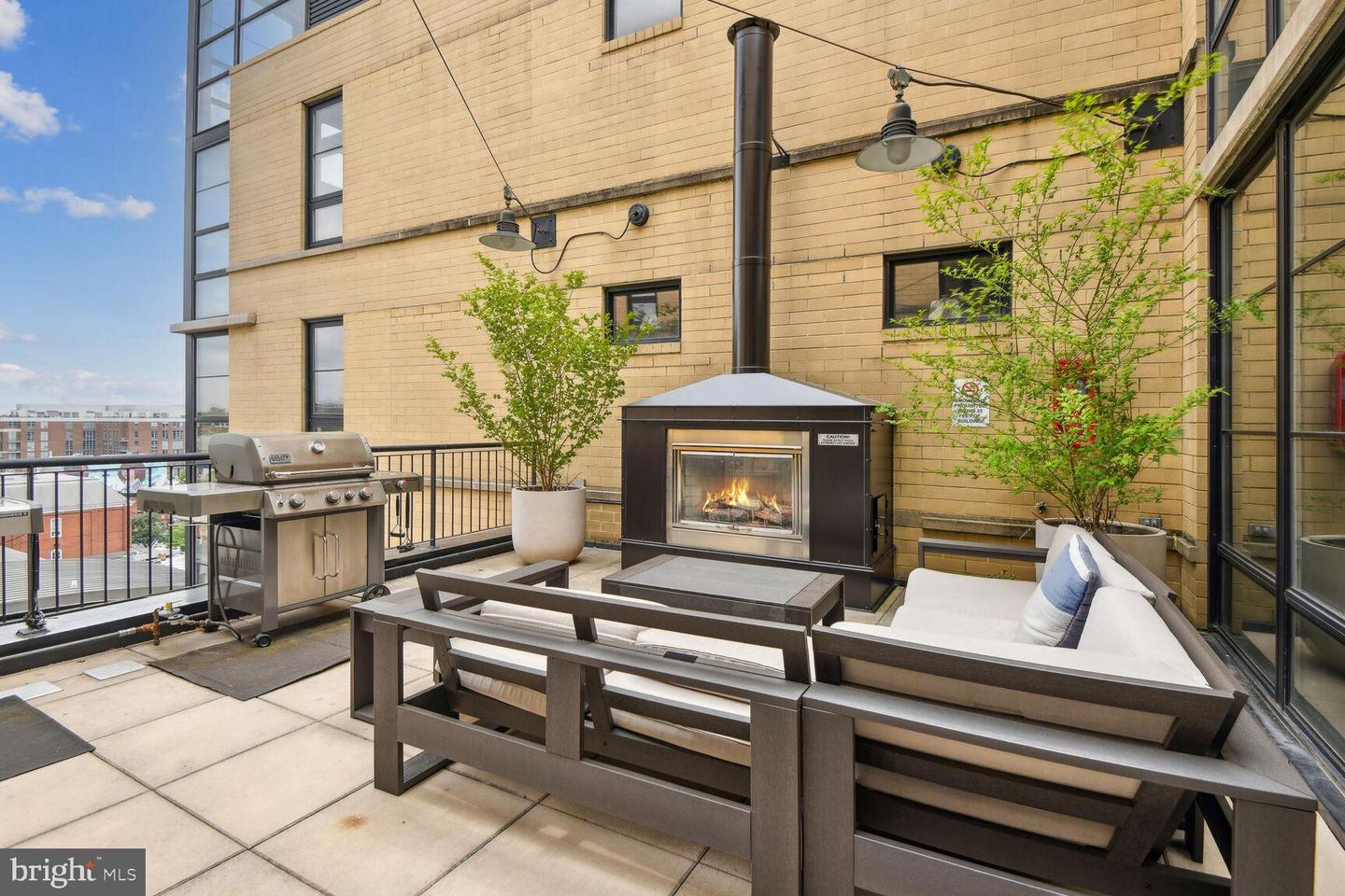 2125 14TH ST NW #319, WASHINGTON, District Of Columbia 20009, 1 Bedroom Bedrooms, ,1 BathroomBathrooms,Residential,For sale,2125 14TH ST NW #319,DCDC2216058 MLS # DCDC2216058