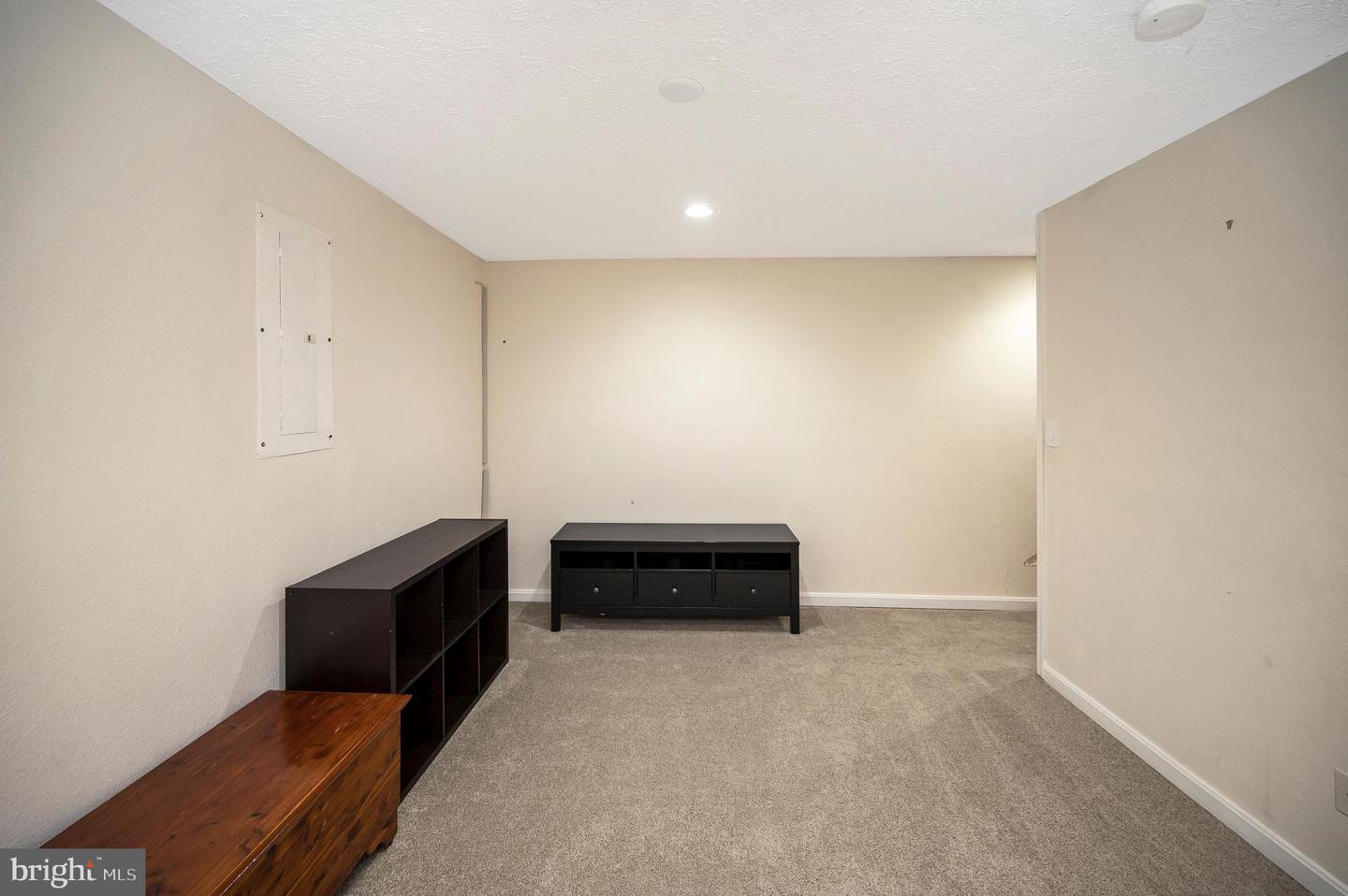 15356 BALD EAGLE LN, WOODBRIDGE, Virginia 22191, 4 Bedrooms Bedrooms, 10 Rooms Rooms,2 BathroomsBathrooms,Residential,For sale,15356 BALD EAGLE LN,VAPW2102098 MLS # VAPW2102098