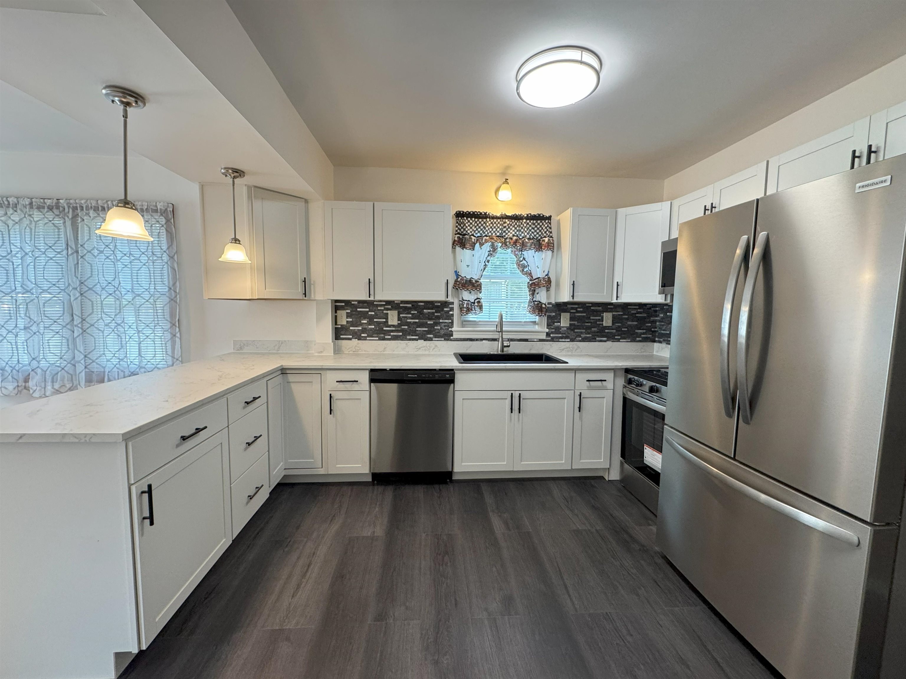 135 N CENTRAL AVE, CRAIGSVILLE, Virginia 24430, 3 Bedrooms Bedrooms, ,2 BathroomsBathrooms,Residential,135 N CENTRAL AVE,668266 MLS # 668266