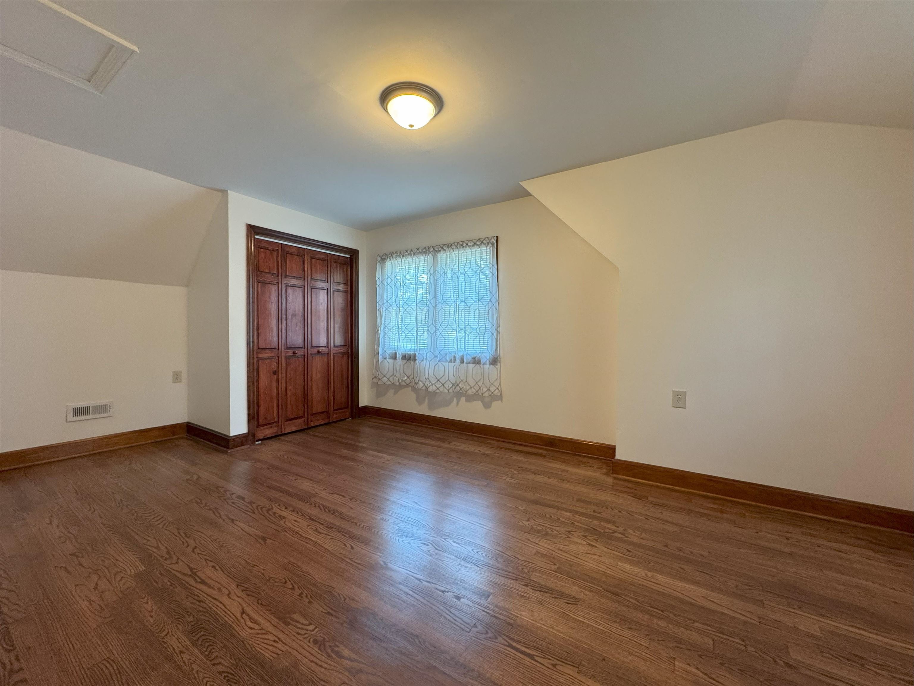 135 N CENTRAL AVE, CRAIGSVILLE, Virginia 24430, 3 Bedrooms Bedrooms, ,2 BathroomsBathrooms,Residential,135 N CENTRAL AVE,668266 MLS # 668266