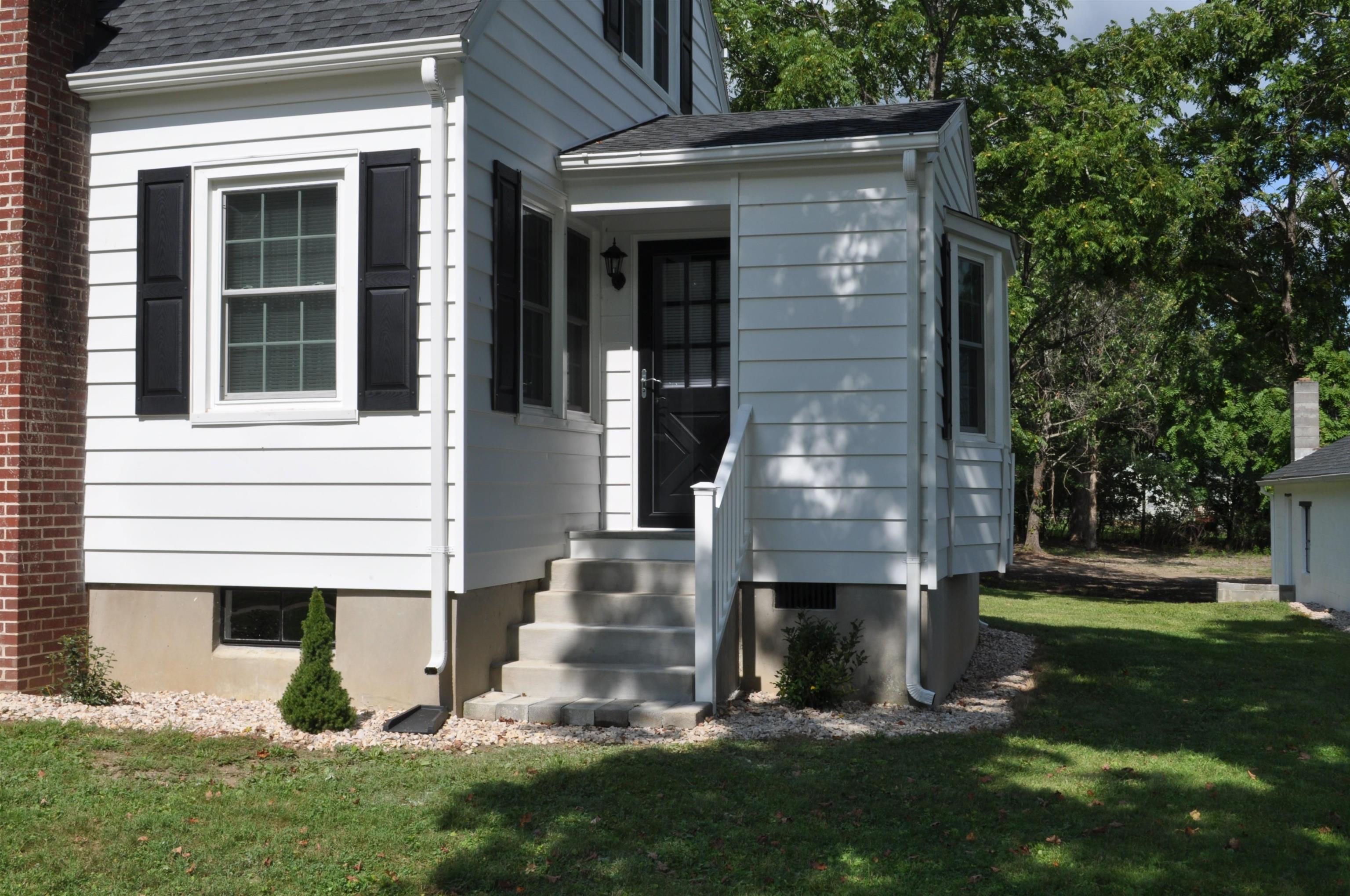 135 N CENTRAL AVE, CRAIGSVILLE, Virginia 24430, 3 Bedrooms Bedrooms, ,2 BathroomsBathrooms,Residential,135 N CENTRAL AVE,668266 MLS # 668266