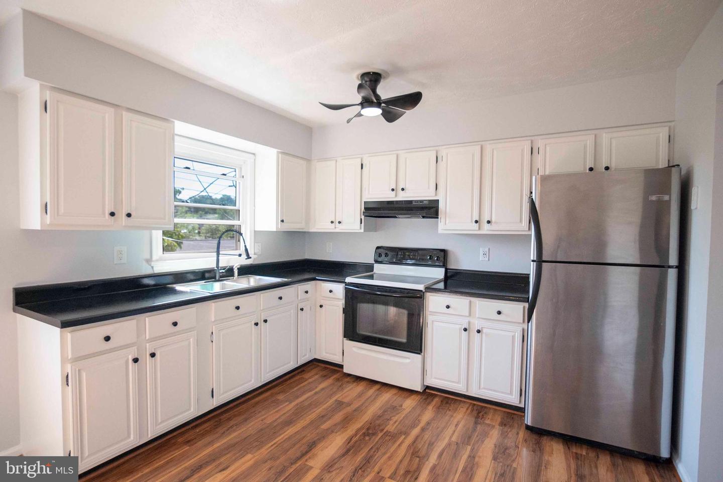 530 POW MORR DR, FRONT ROYAL, Virginia 22630, 2 Bedrooms Bedrooms, ,2 BathroomsBathrooms,Residential,For sale,530 POW MORR DR,VAWR2012072 MLS # VAWR2012072