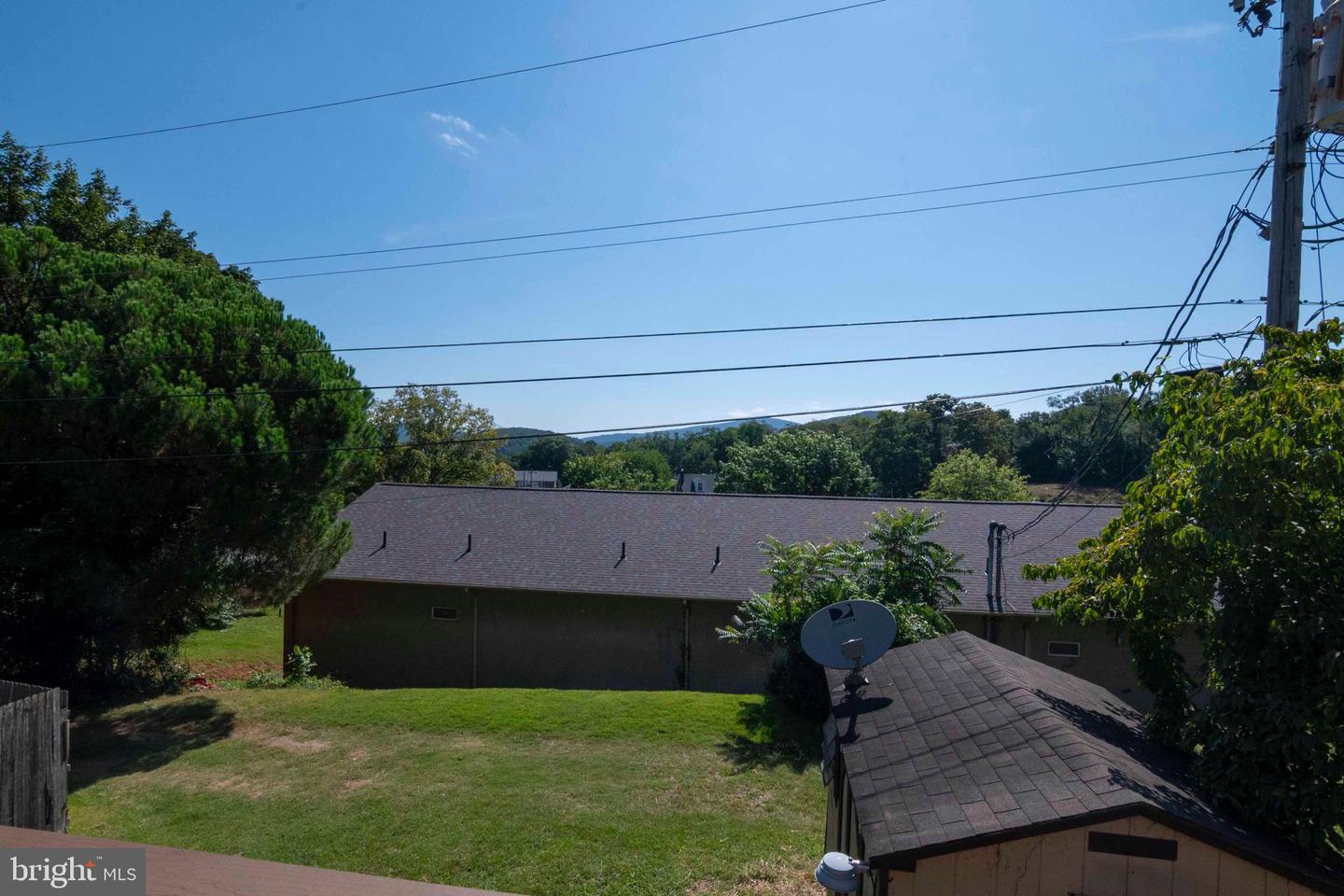 530 POW MORR DR, FRONT ROYAL, Virginia 22630, 2 Bedrooms Bedrooms, ,2 BathroomsBathrooms,Residential,For sale,530 POW MORR DR,VAWR2012072 MLS # VAWR2012072